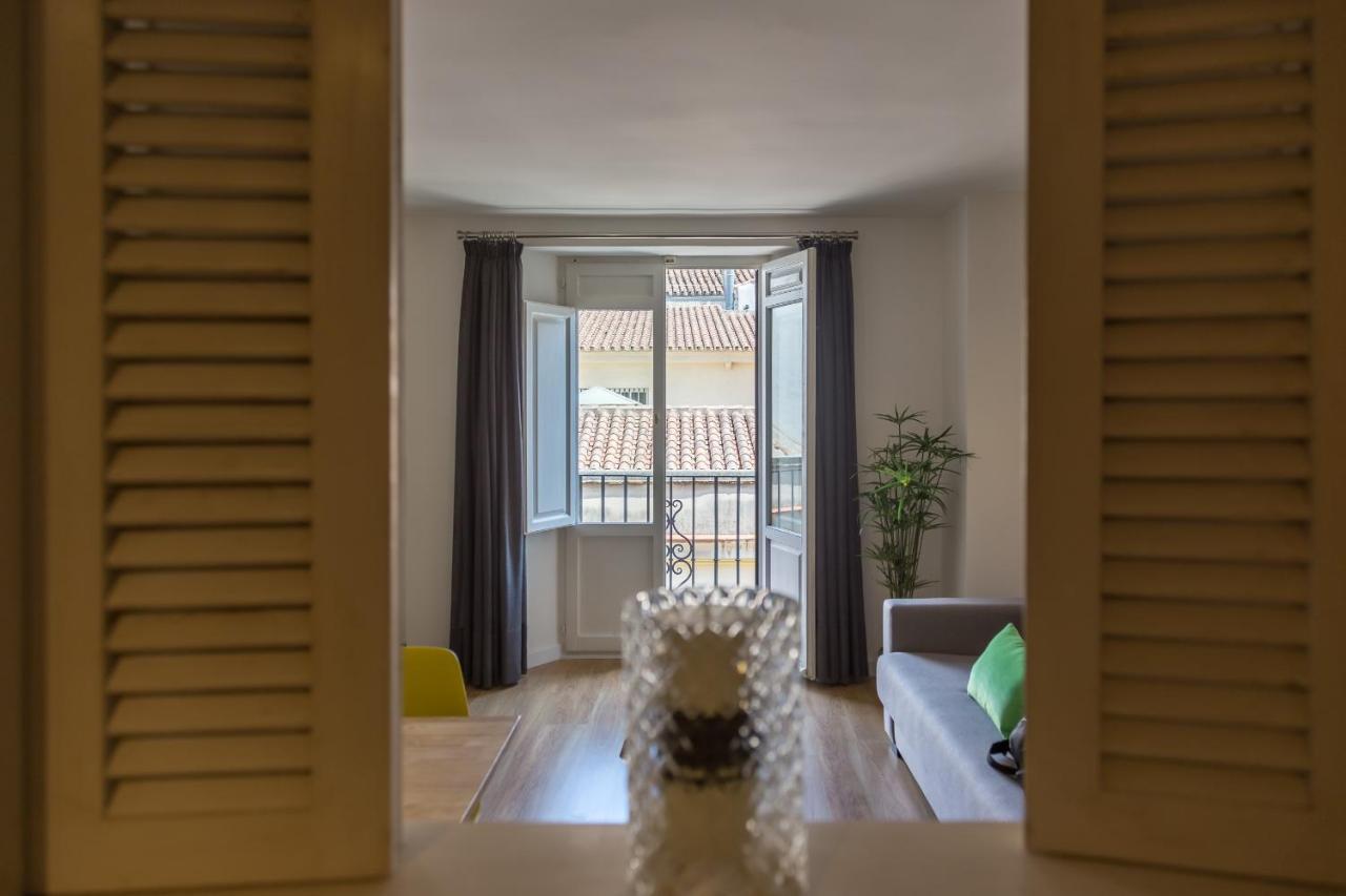 Urbe10 Plaza De La Merced 1 Bedroom Apartment Málaga Dış mekan fotoğraf