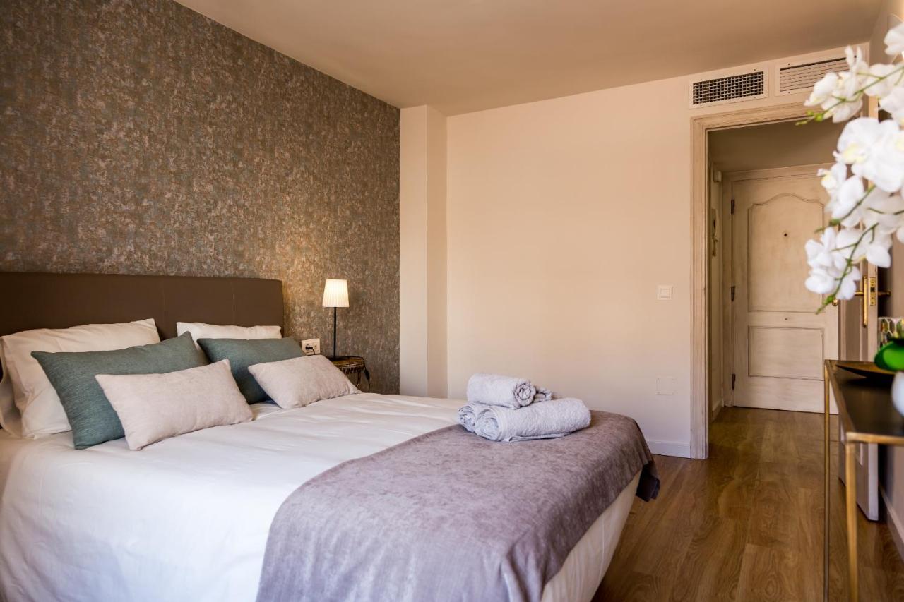 Urbe10 Plaza De La Merced 1 Bedroom Apartment Málaga Dış mekan fotoğraf
